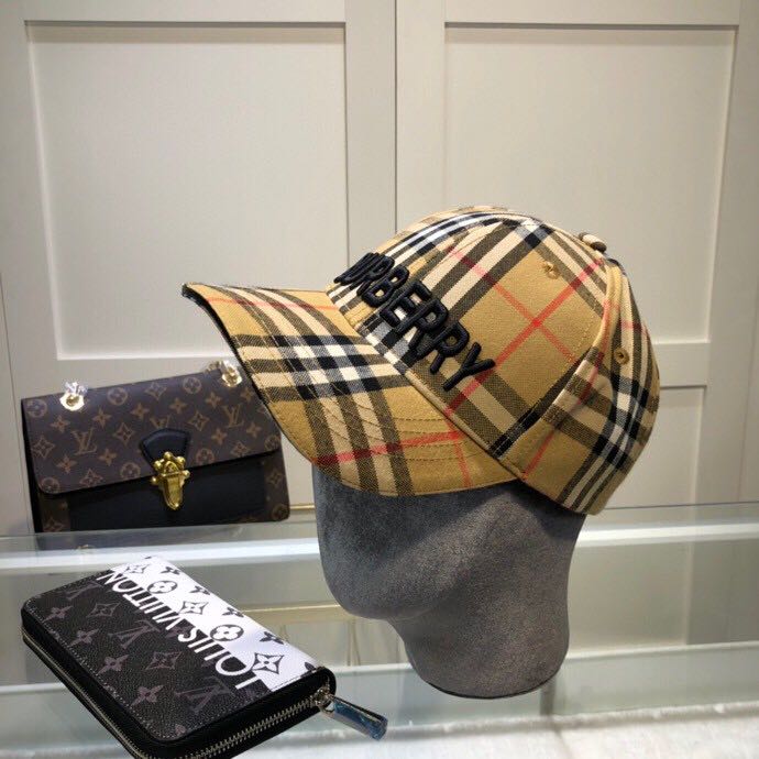 Balenciaga Burberry Vintage Check Baseball Cap Balenciaga greece outlet Balenciaga Balenciaga greece outlet balenciaga triple s sneakers bottega